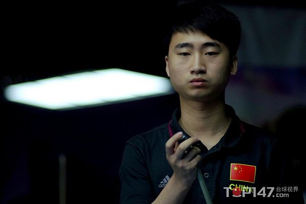 了强有力的 了强有力的